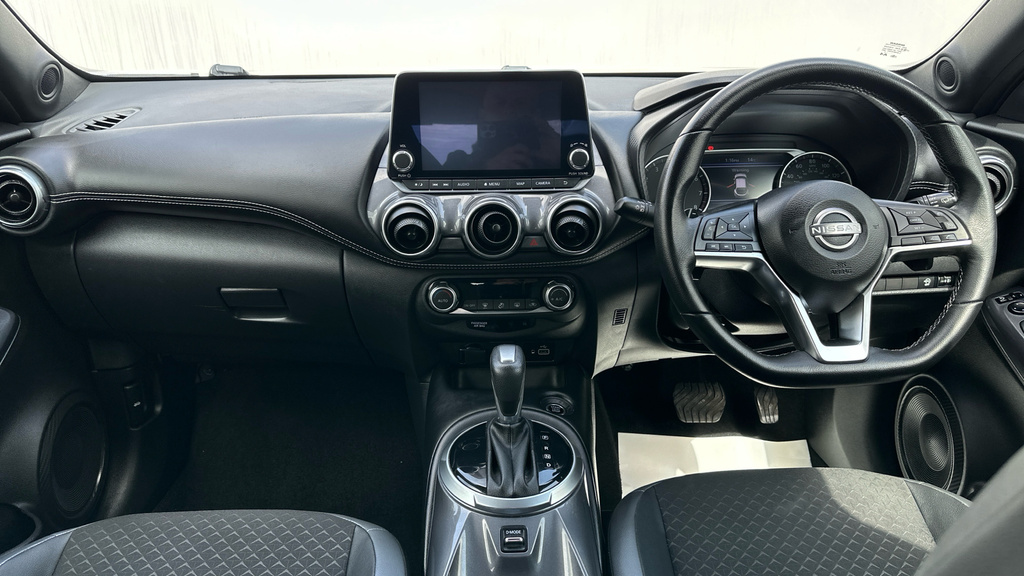 Nissan Juke 1.0 Dig-t N-connecta Suv Dct Euro PL23NBB White #4