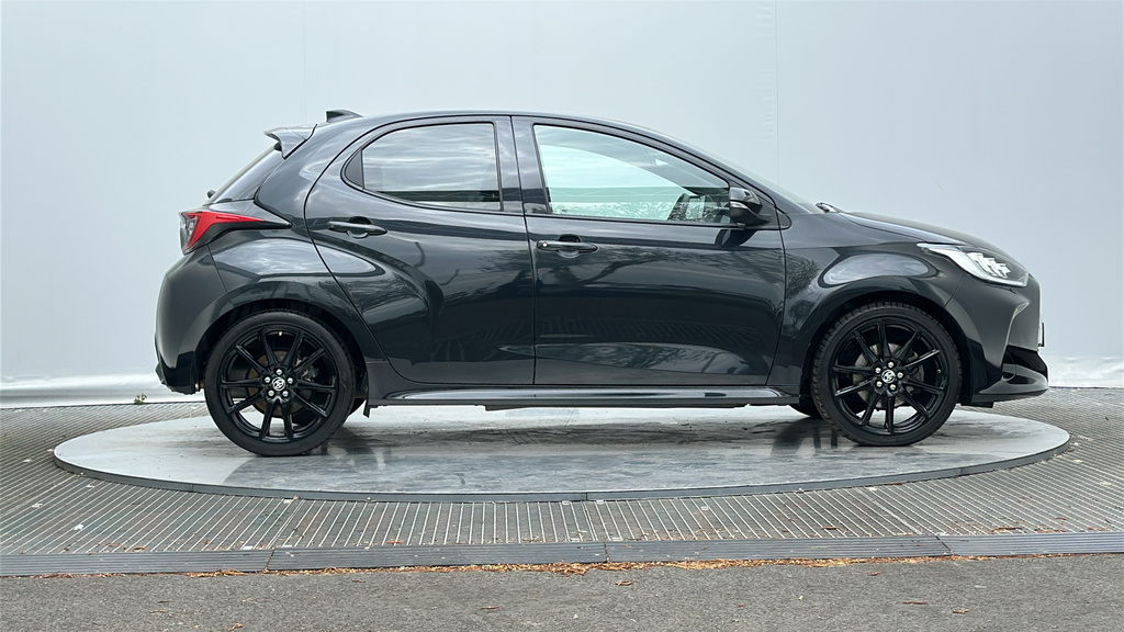 Toyota Yaris 1.5 Vvt-h Gr Sport Hatchback Hybrid E-c AV23ZZN Black #5