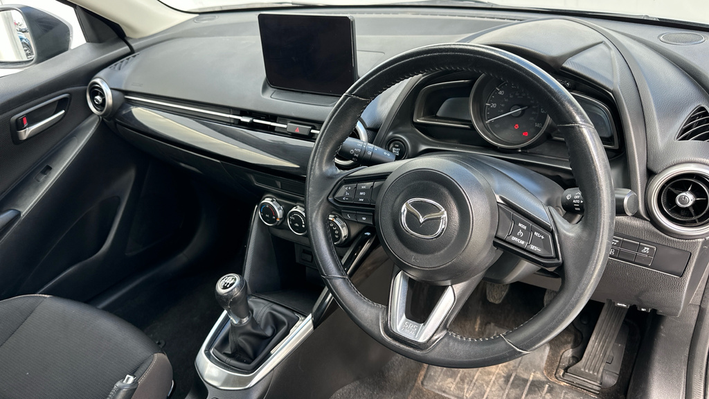 Mazda 2 1.5 Skyactiv-g Se-l Hatchback Eu WA23LWE Grey #2