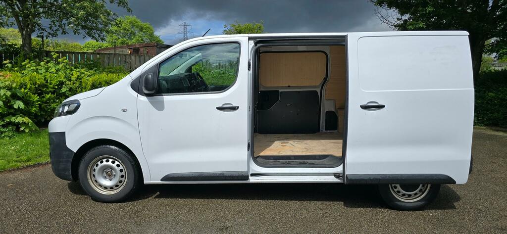 Citroen Dispatch 1.5 Bluehdi 1000 Enterprise Edition M Panel Van 6D BT23EHN White #6