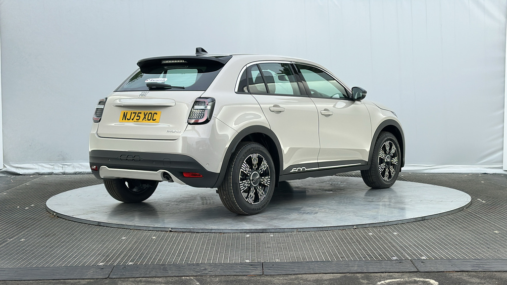 Fiat 600 1.2 Mhev Suv Hybrid E-dct Euro 6 Ss NJ75XOC  #6
