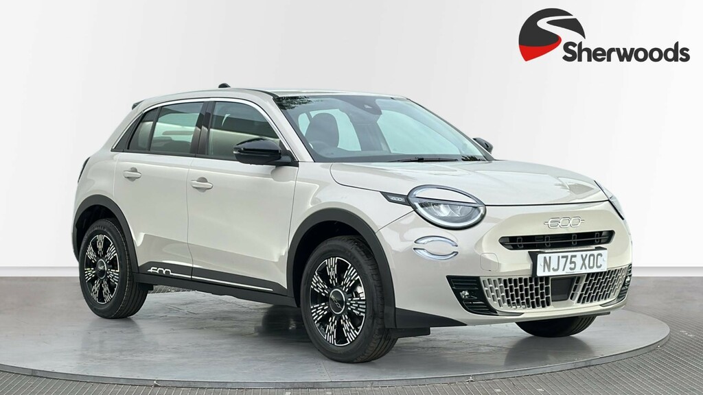 Fiat 600 1.2 Mhev Suv Hybrid E-dct Euro 6 Ss 