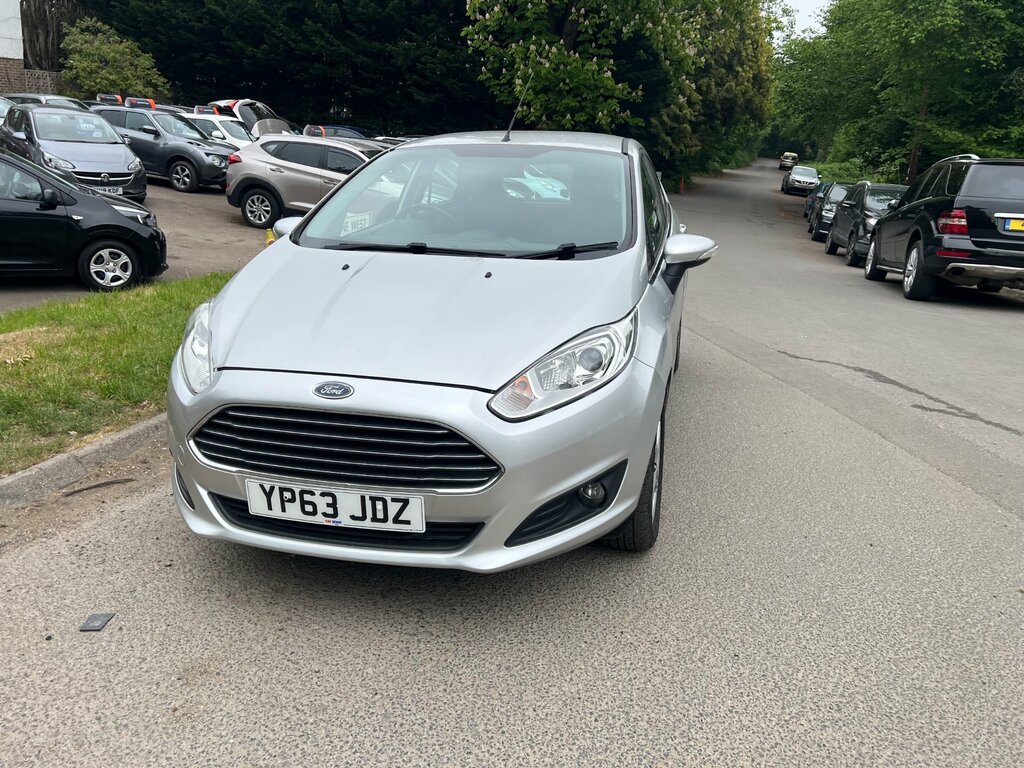 Ford Fiesta 1.25 Zetec Hatchback Euro 5 82 YP63JDZ Silver #2