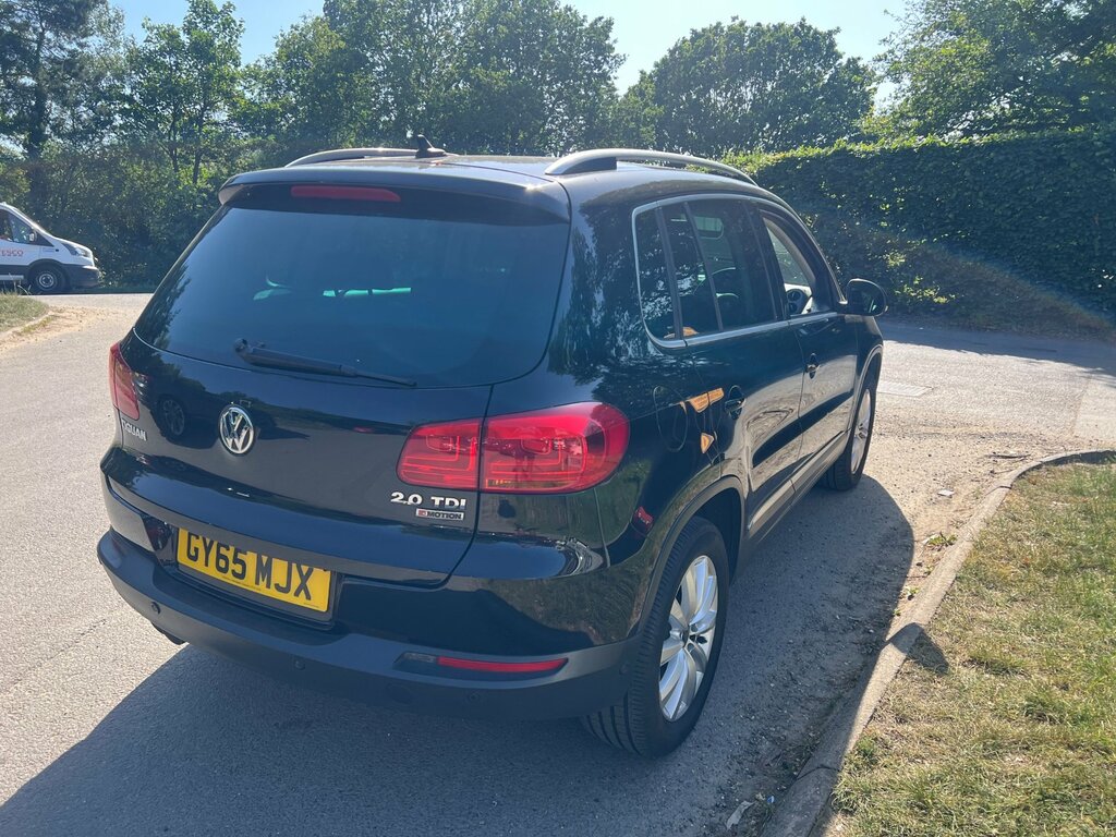 Volkswagen Tiguan 2.0 Tdi Bluemotion Tech Match Suv Dsg 4 GY65MJX Black #5