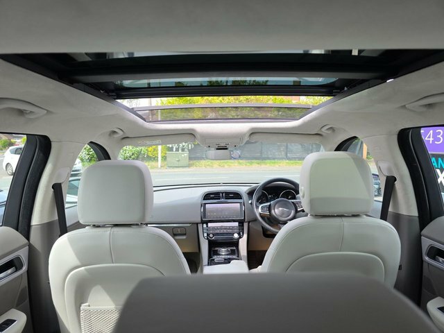 Jaguar F-Pace D180 Portfolio Suv MA20AVR Grey #4