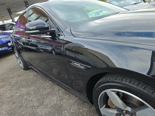 Jaguar XE R-sport Saloon OV17XNA Black #6