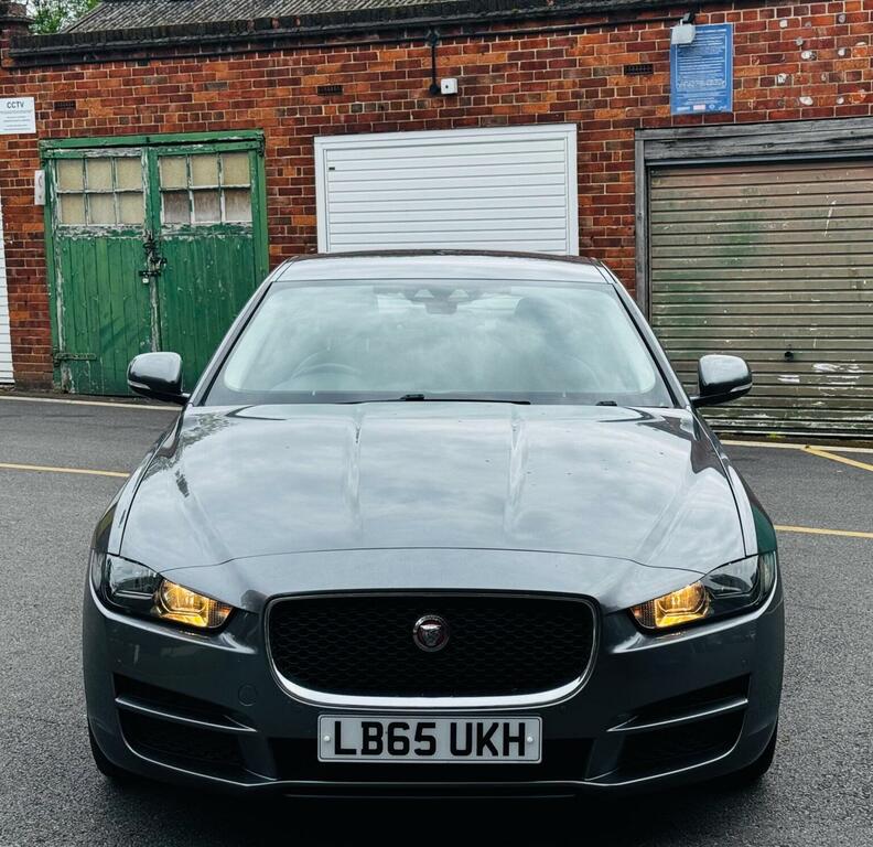 Jaguar XE 2.0D Prestige Euro 6 Ss LB65UKH Grey #3