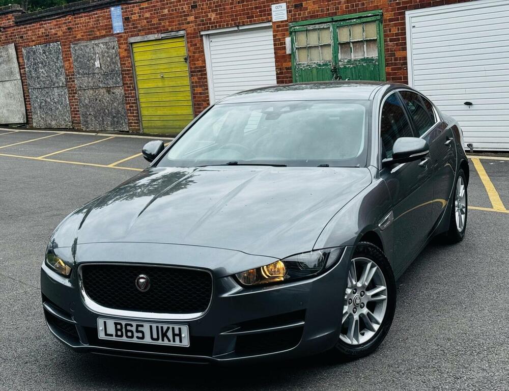 Jaguar XE 2.0D Prestige Euro 6 Ss LB65UKH Grey #5