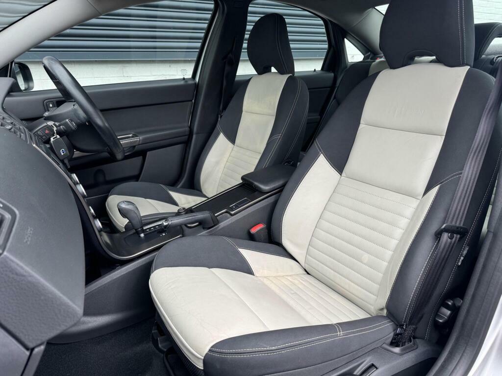 Volvo S40 2.5 T5 R-design Se Sport Saloon Silver #6