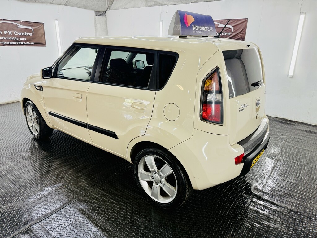 Kia Soul 1.6 Crdi Shaker Beige #4