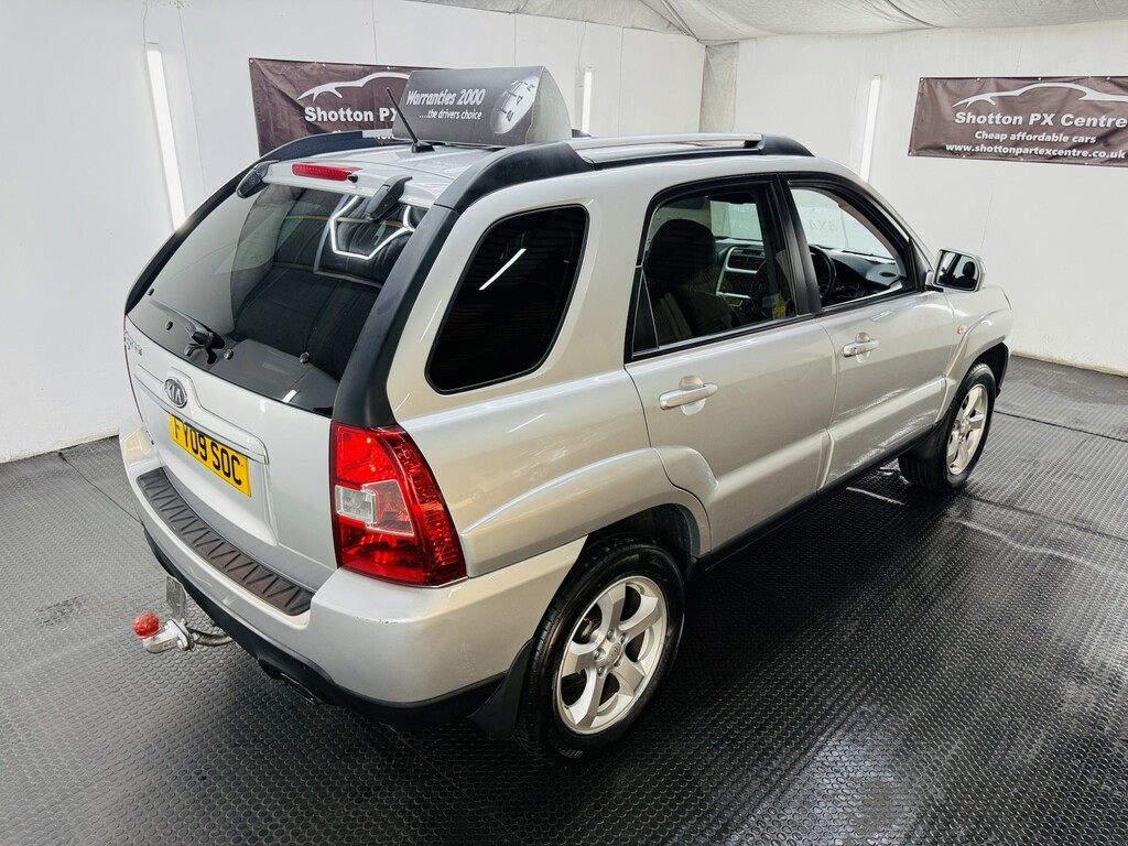 Kia Sportage Xe Black #12