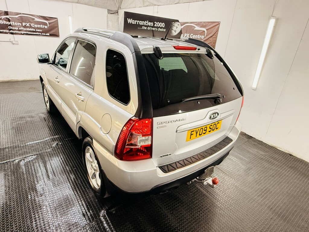 Kia Sportage Xe Black #6