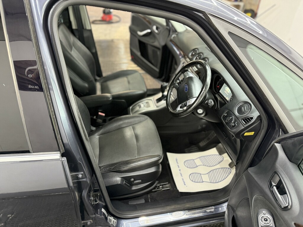 Ford Galaxy 2.0L Ghia Tdci 143 Bhp Silver #18