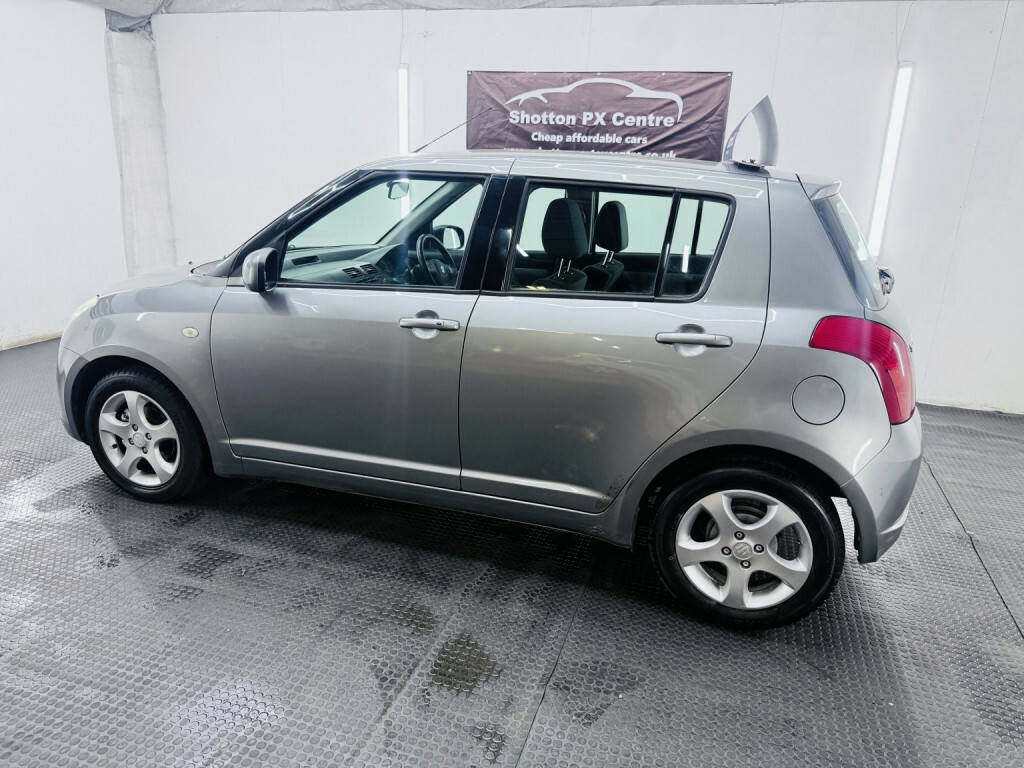 Suzuki Swift 1.3 Attitude Hatchback Blue #23