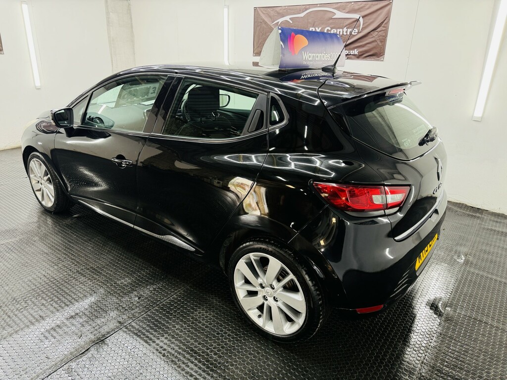 Renault Clio 1.5 Dci Dynamique S Medianav MT13EKR Black #4