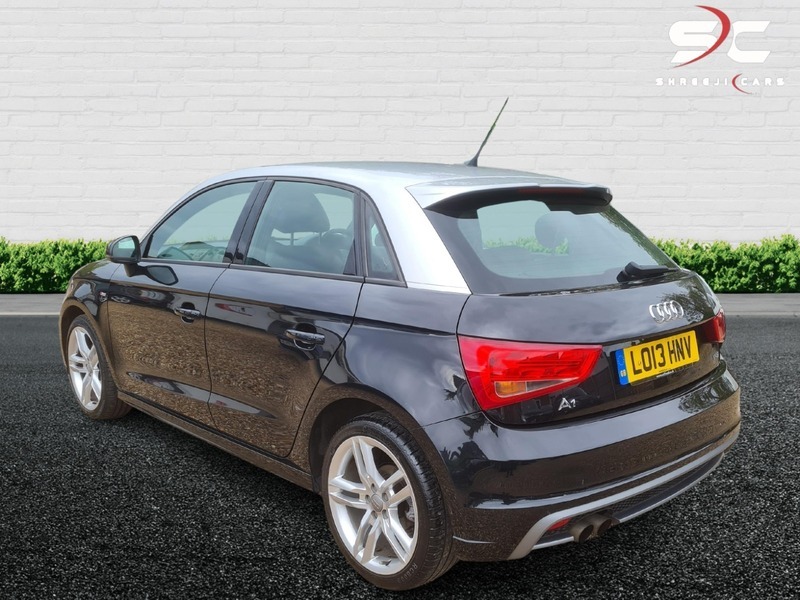 Audi A1 Sportback Tfsi S Line LO13HNV Black #4
