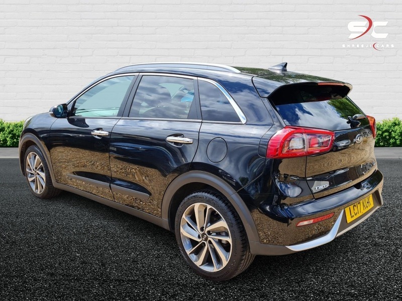 Kia Niro First Edition Black #5