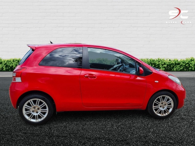 Toyota Yaris Vvt-i Sr KY11YOL Red #3