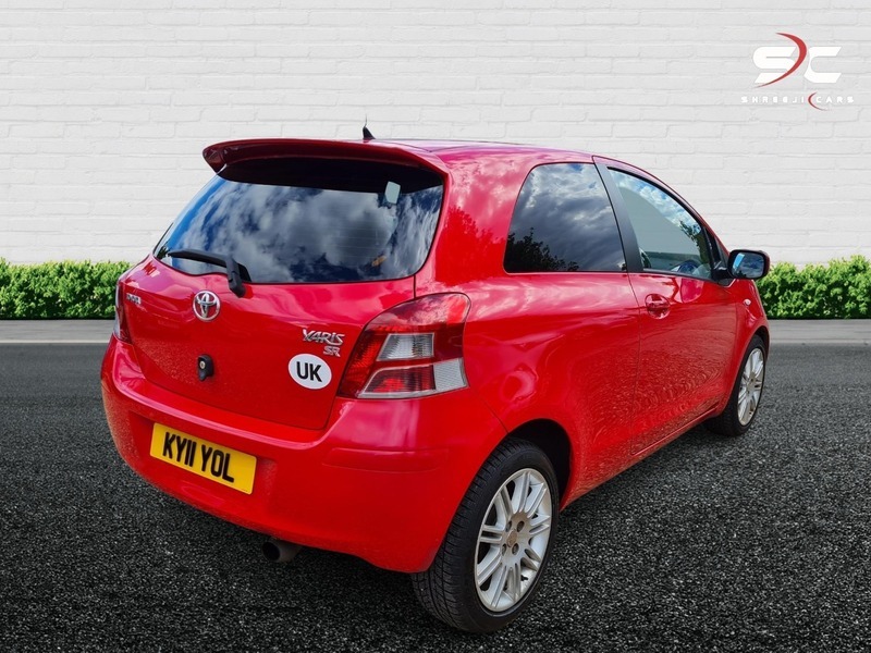 Toyota Yaris Vvt-i Sr KY11YOL Red #4