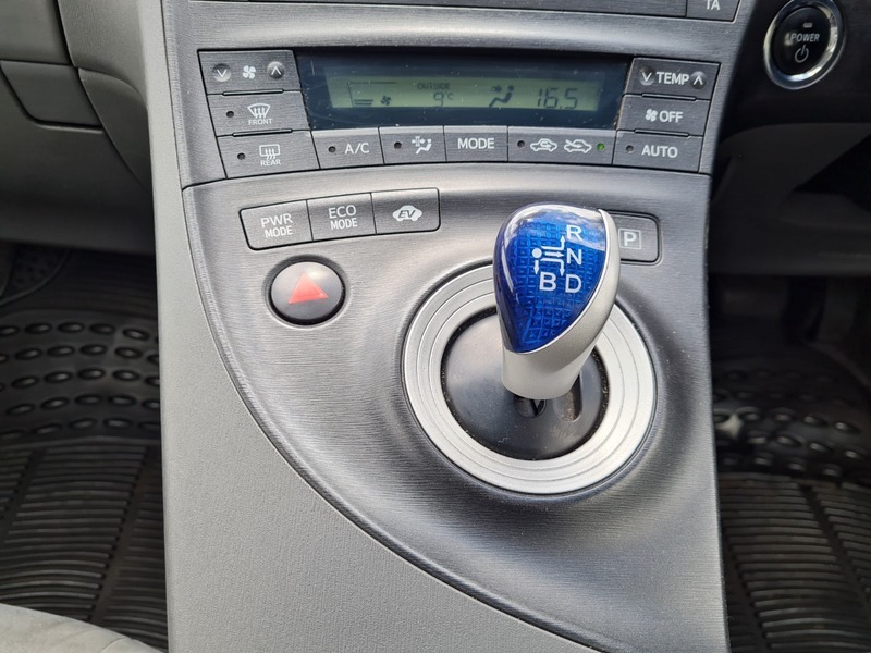 Toyota Prius T3 Black #13