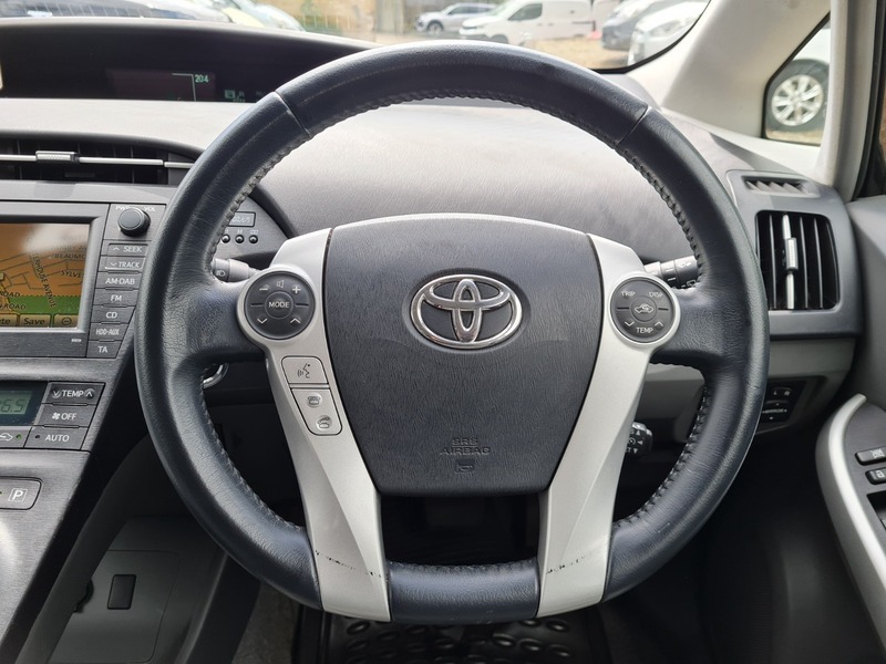 Toyota Prius T3 Black #14