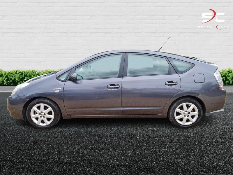 Toyota Prius Vvt-i T Spirit Grey #3