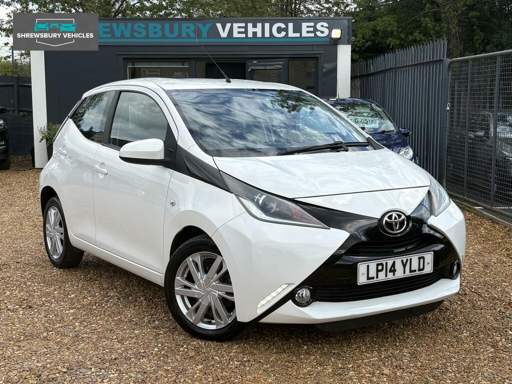 Toyota Aygo 1.0 Vvt-i X-pression Hatchback E LP14YLD White #4