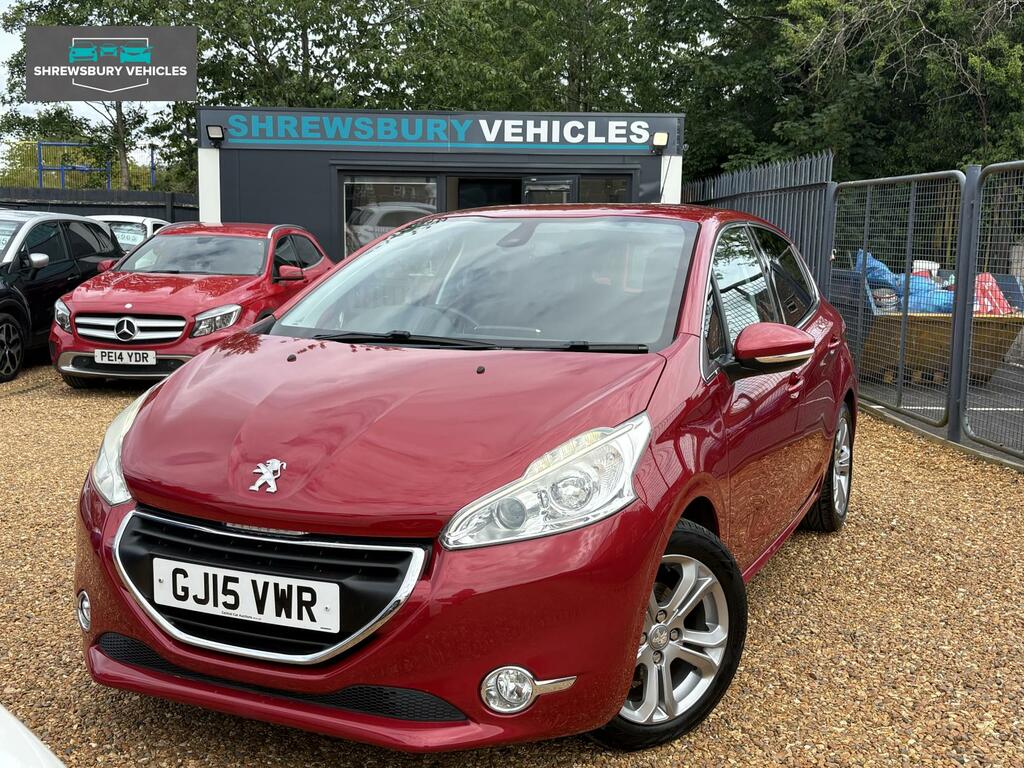 Peugeot 208 1.2 Vti Puretech Allure Hatchback Manua GJ15VWR Red #2