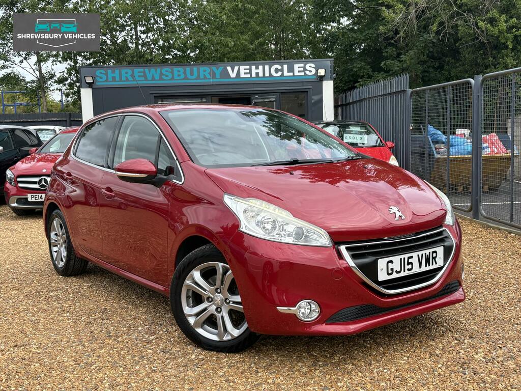 Peugeot 208 1.2 Vti Puretech Allure Hatchback Manua GJ15VWR Red #4