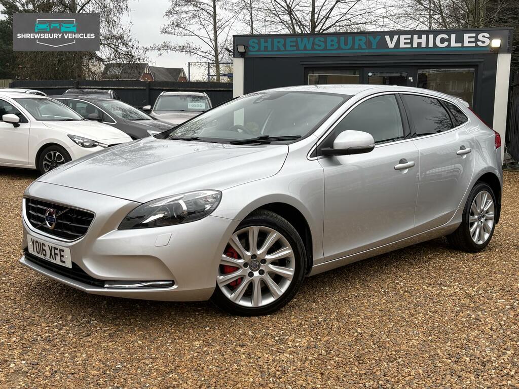 Volvo V40 2.0 D2 Se Lux Nav Hatchback Euro 6 Silver #3
