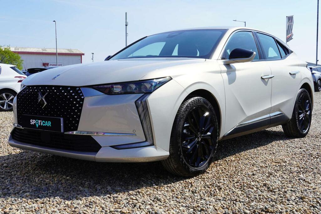 DS DS 4 1.2 Puretech Trocadero Eat8 Euro 6 Ss White