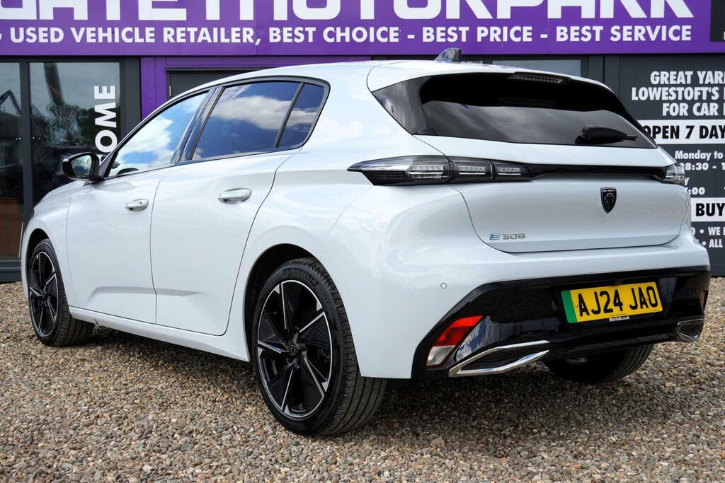 Peugeot 308 Hatchback White