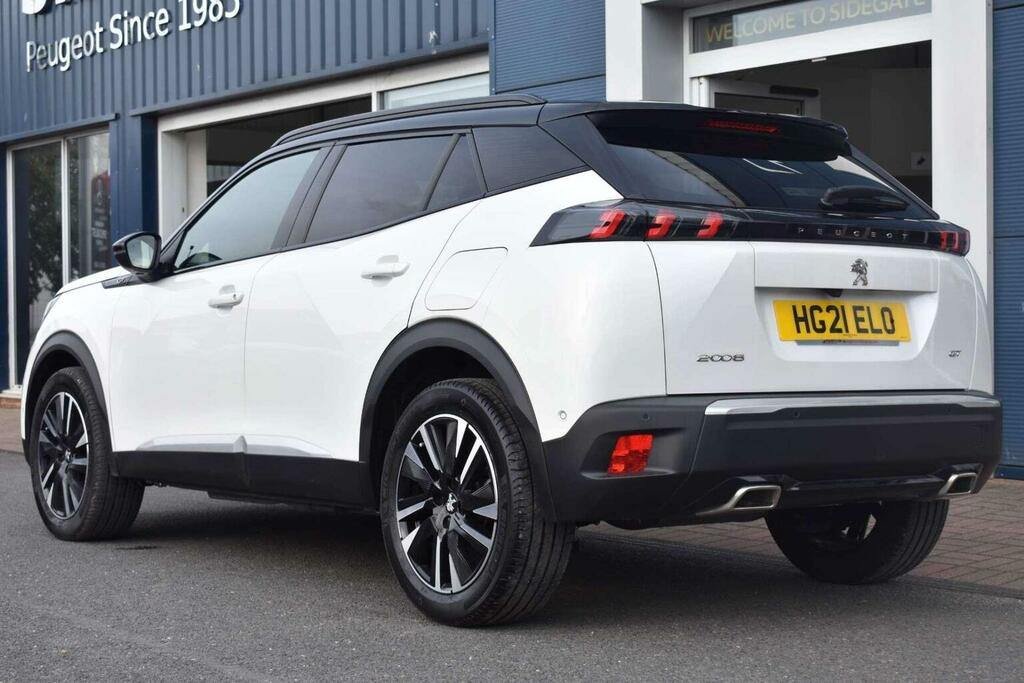 Peugeot 2008 1.2 Puretech Gt Premium Euro 6 Ss HG21ELO White #2