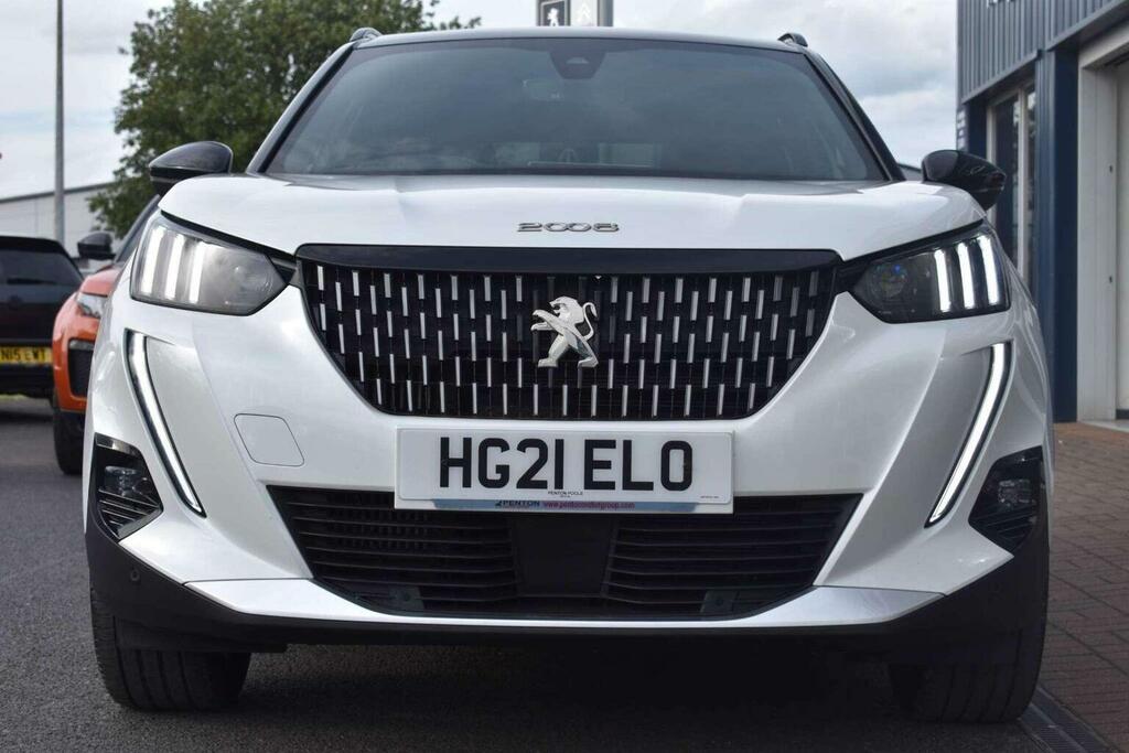 Peugeot 2008 1.2 Puretech Gt Premium Euro 6 Ss HG21ELO White #4