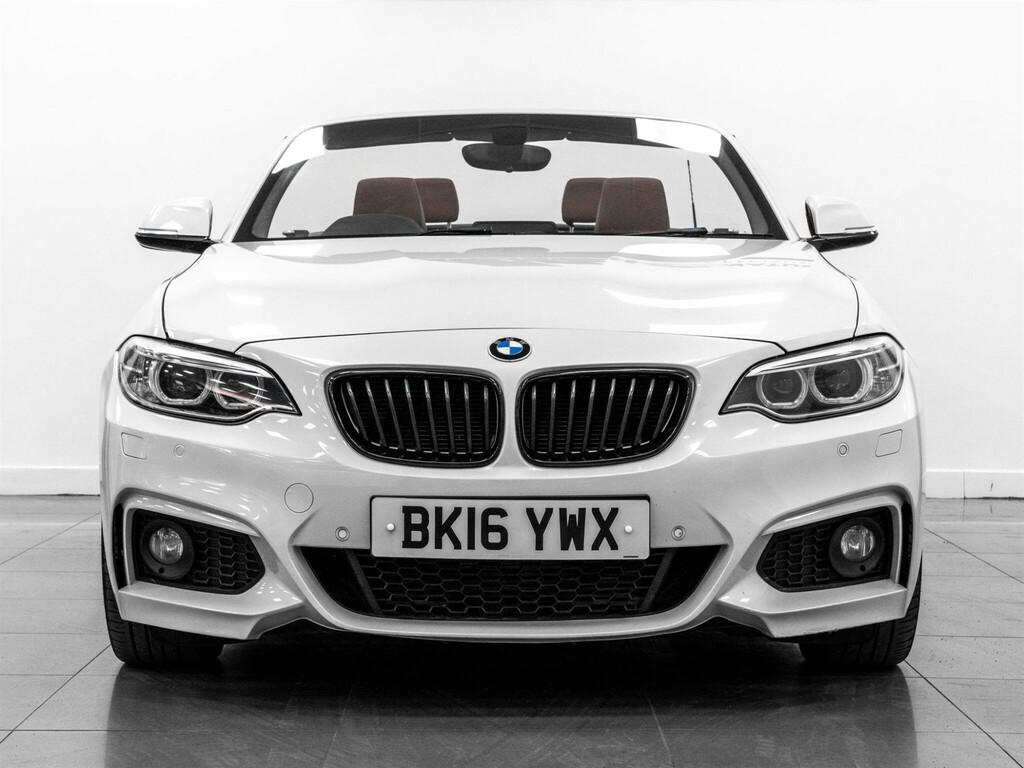 BMW 2 Series Convertible BK16YWX White #5
