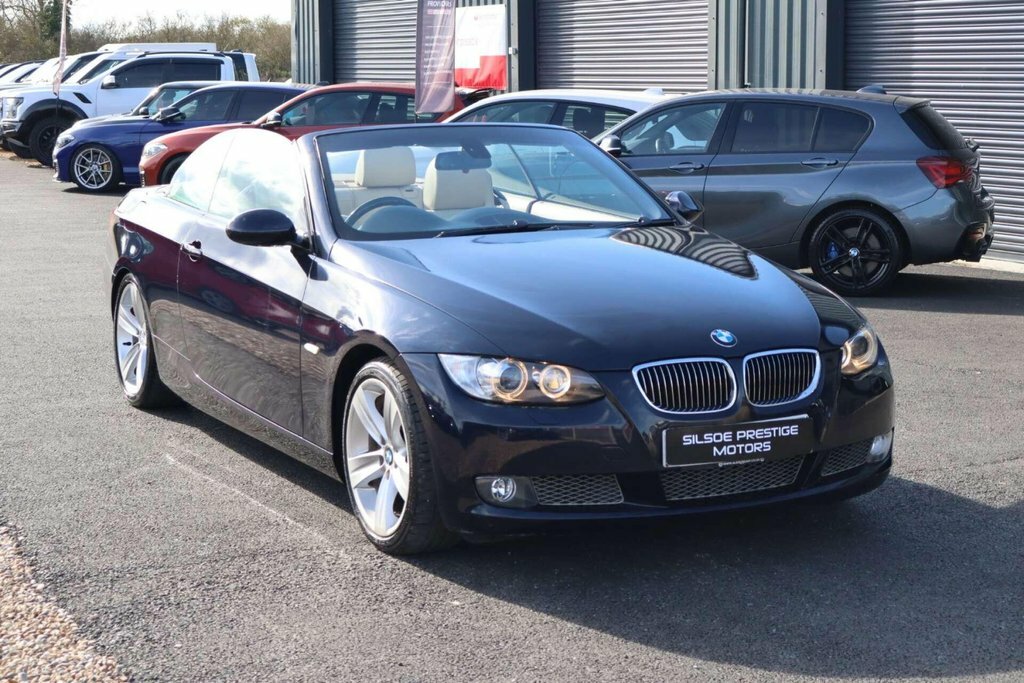 BMW 3 Series For Sale In Bedford HD07GNO Blue #2