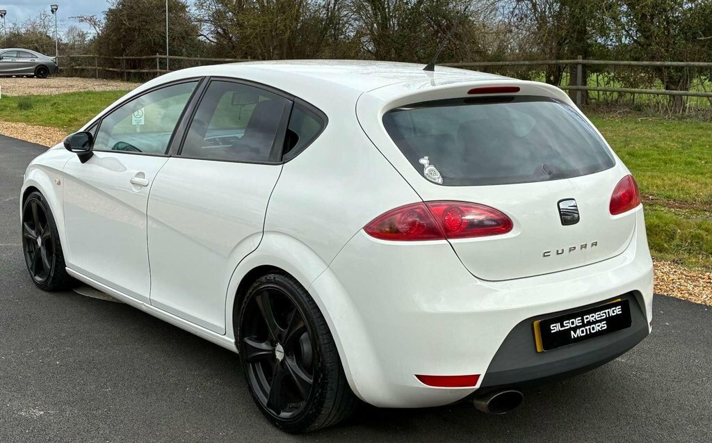 Seat Leon For Sale In Bedford KY58KMJ White #6