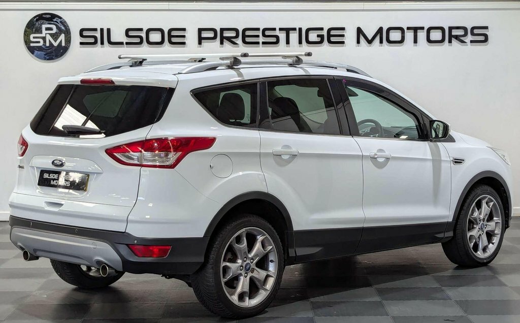 Ford Kuga White #10