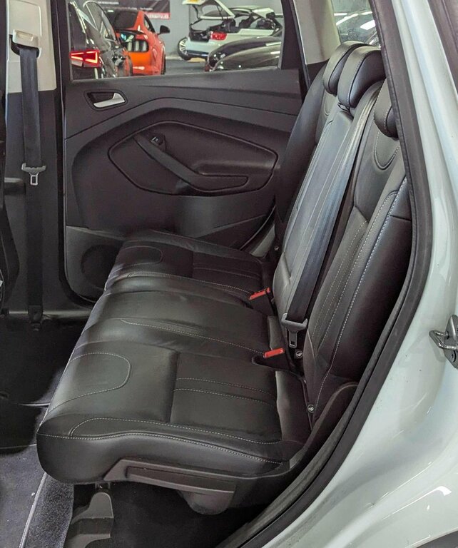 Ford Kuga White #22