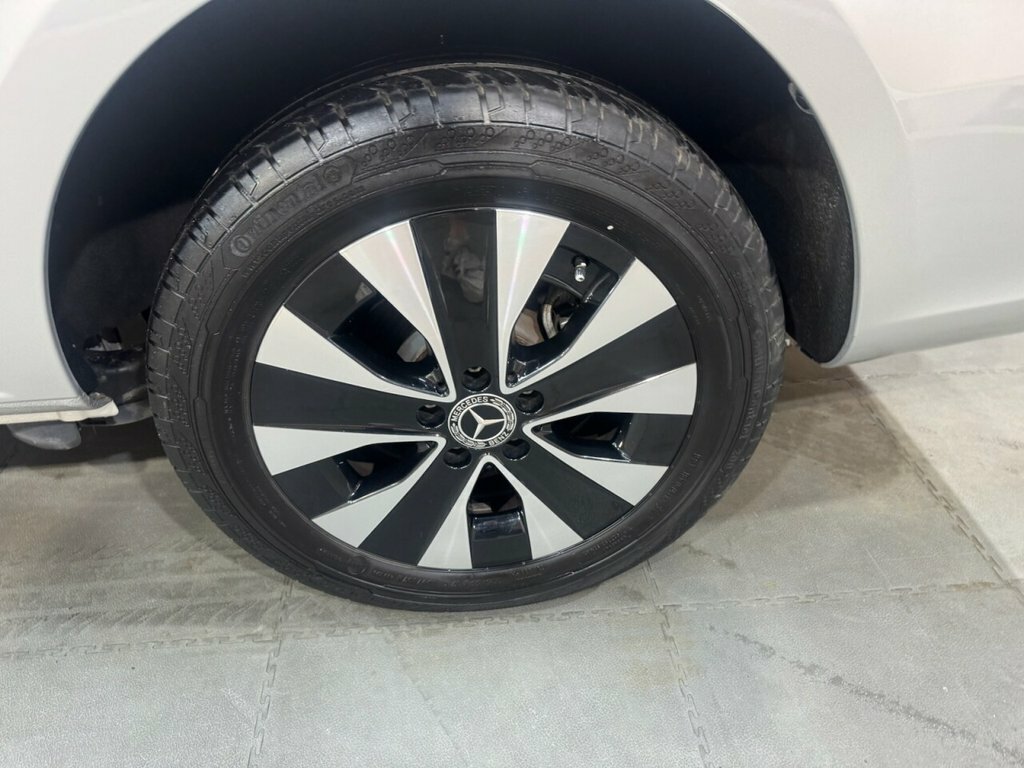 Mercedes-Benz eVito 100Kwh Premium Tourer Double Cab Silver #43