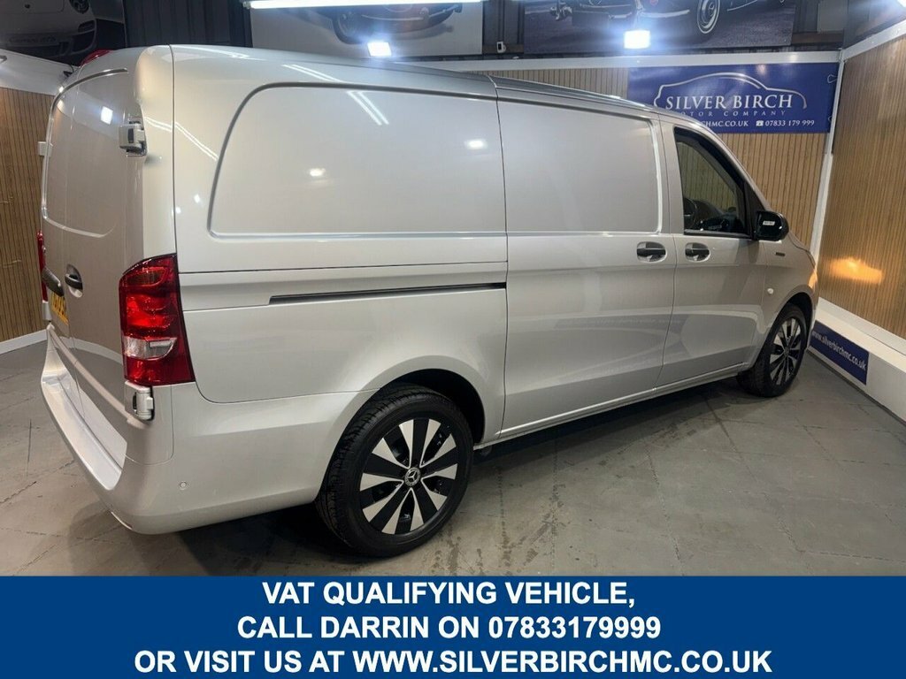 Mercedes-Benz eVito Mpv Silver #4
