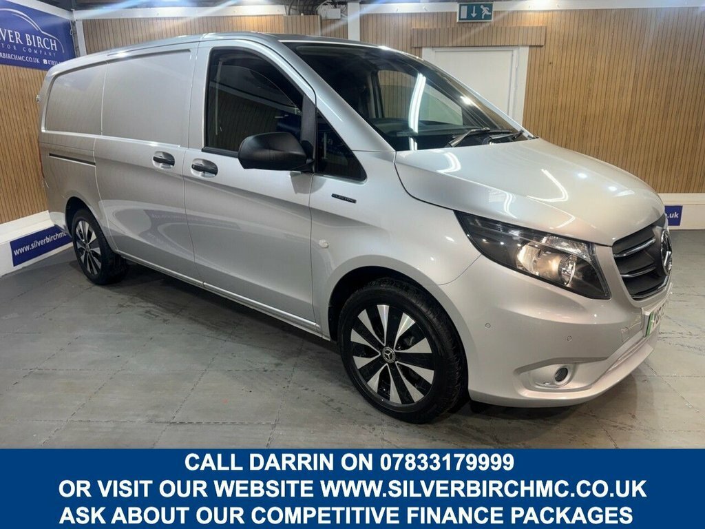 Mercedes-Benz eVito 100Kwh Premium Tourer Double Cab Silver #19