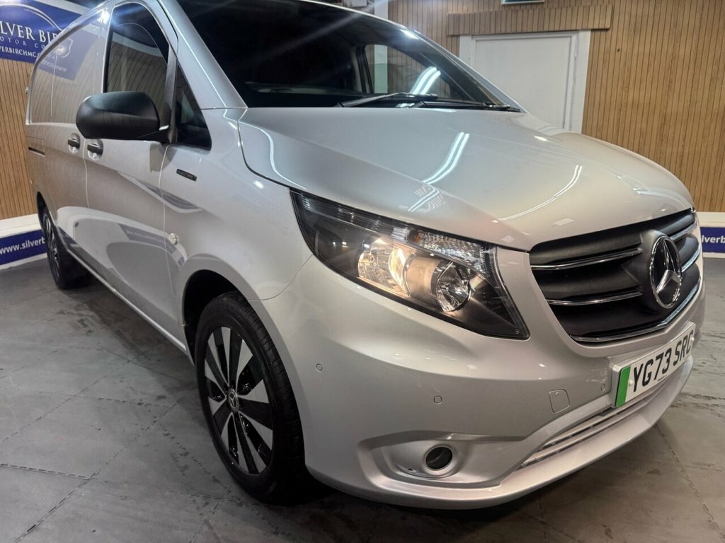 Mercedes-Benz eVito 100Kwh Premium Tourer Double Cab Silver #22