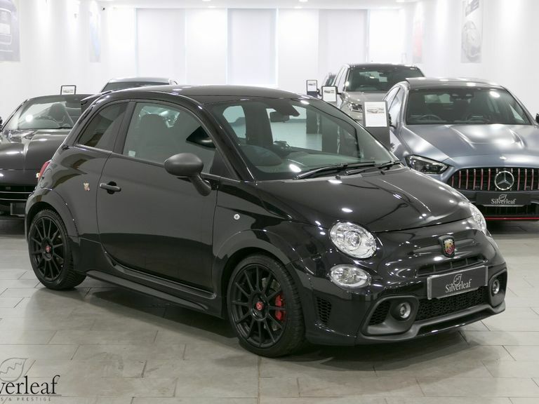 Abarth 695 2024 24 Abarth 695 1.4 T-jet 180 Competizione Black