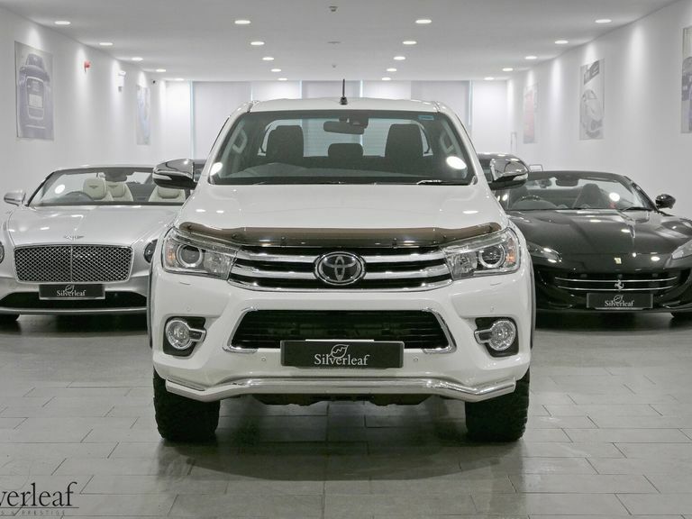 Toyota HILUX 2017 17 Toyota Hilux Invincible X Dcab Pick Up 2. #5