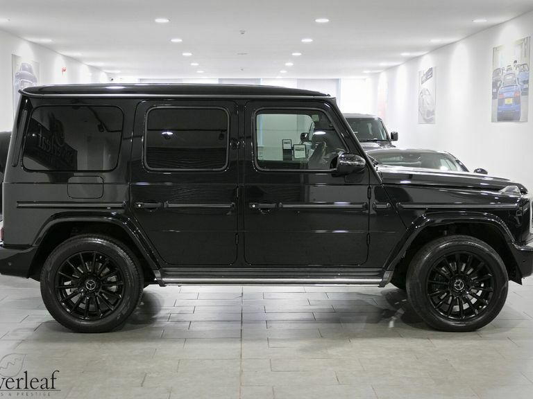 Mercedes-Benz G Class Mercedes Benz G350d Amg Line Premium 9G-tronic Black #3