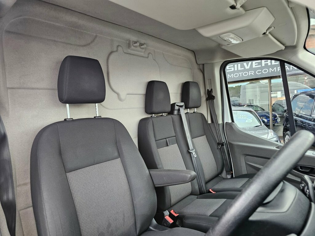 Ford Transit Custom 2L Leader BJ22TEY White #6