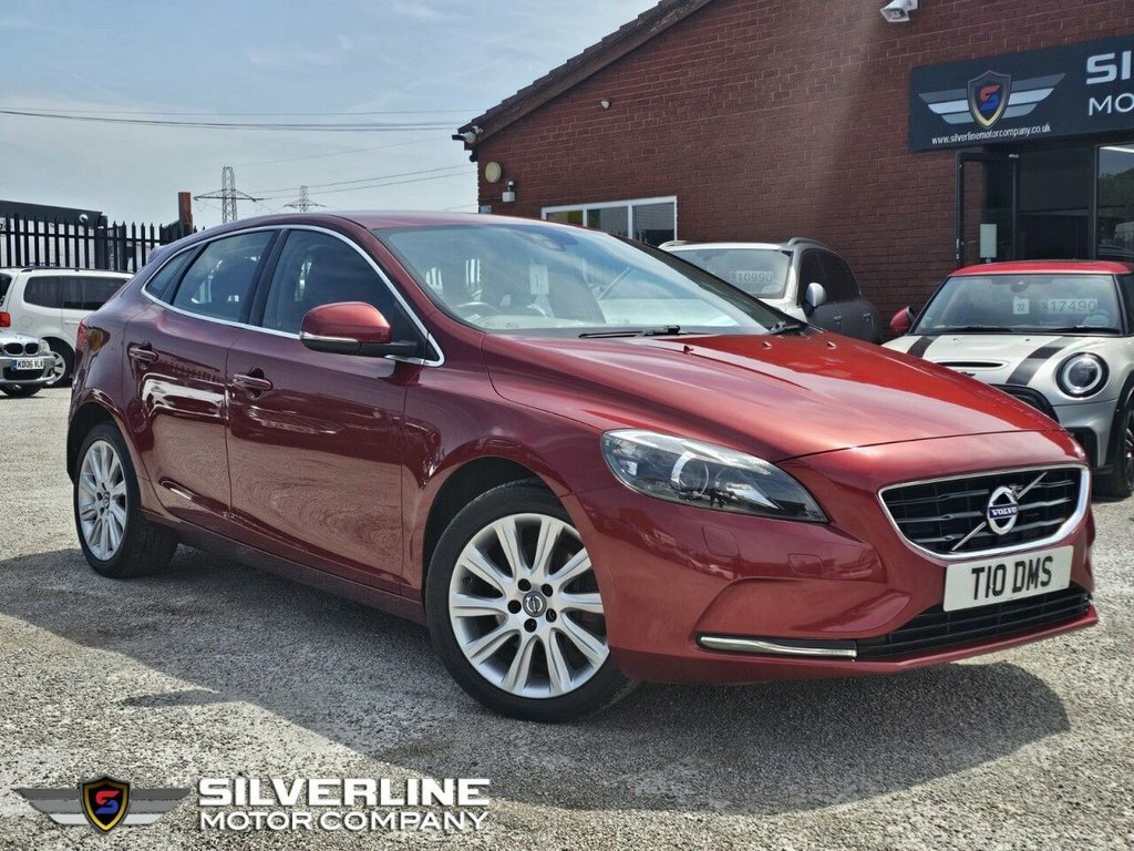 Volvo V40 2L Se Lux Nav Red