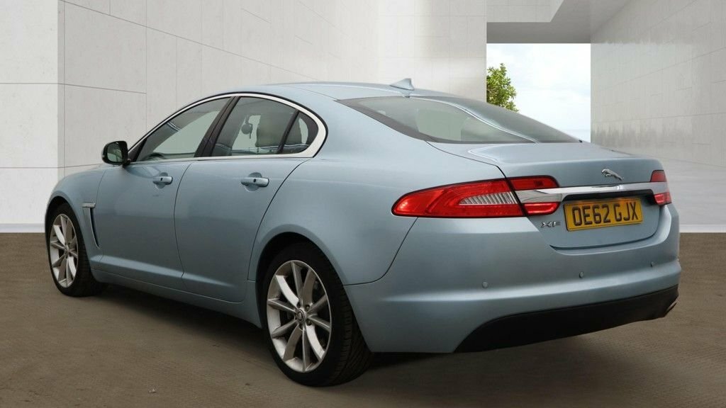 Jaguar XF 2.2L Premium Luxury OE62GJX Blue #4