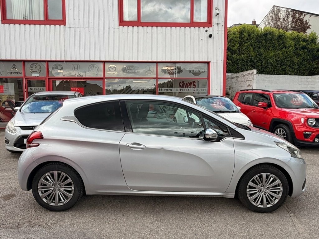 Peugeot 208 Hatchback YM65WJE Silver #5